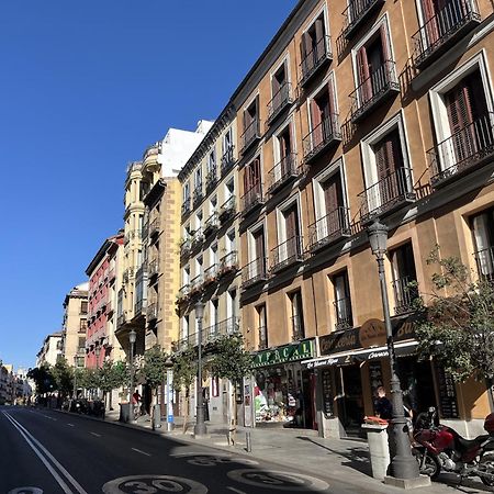 Dplace To Be - Luxury Apartment In Historic Center 마드리드 외부 사진