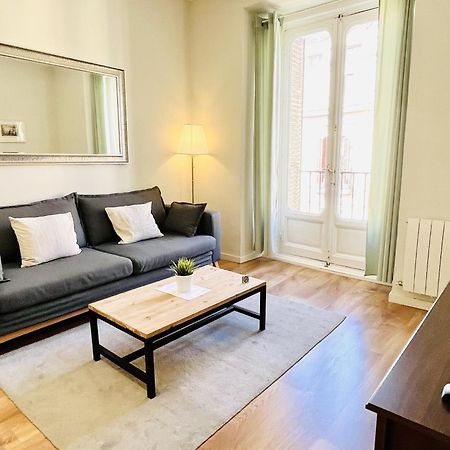 Dplace To Be - Luxury Apartment In Historic Center 마드리드 객실 사진