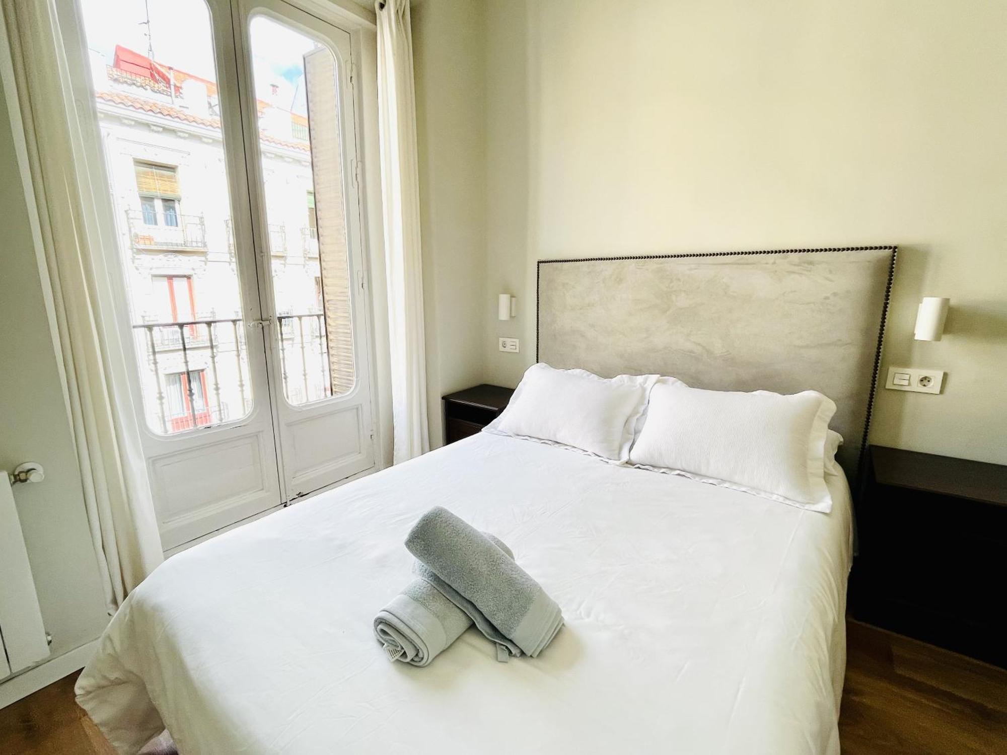 Dplace To Be - Luxury Apartment In Historic Center 마드리드 객실 사진