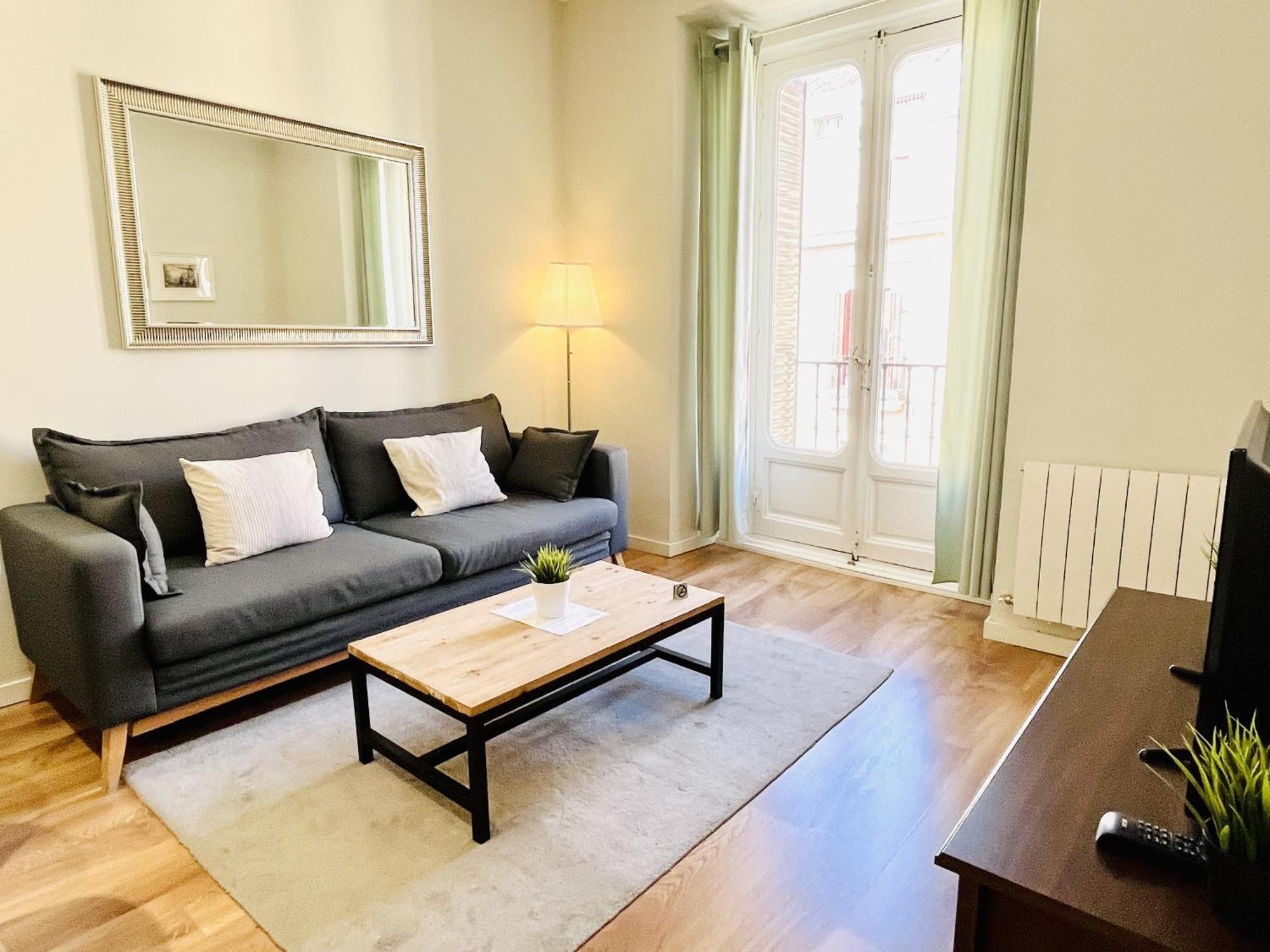 Dplace To Be - Luxury Apartment In Historic Center 마드리드 객실 사진