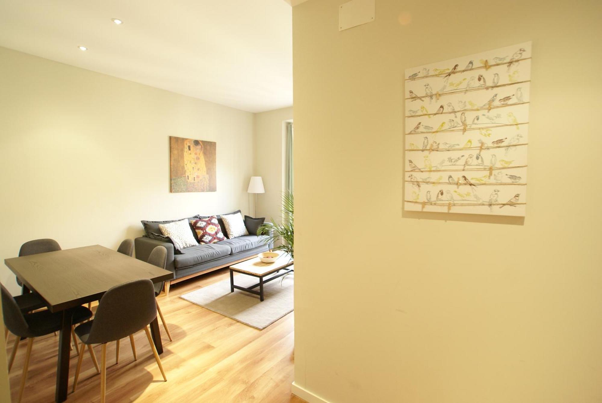 Dplace To Be - Luxury Apartment In Historic Center 마드리드 객실 사진